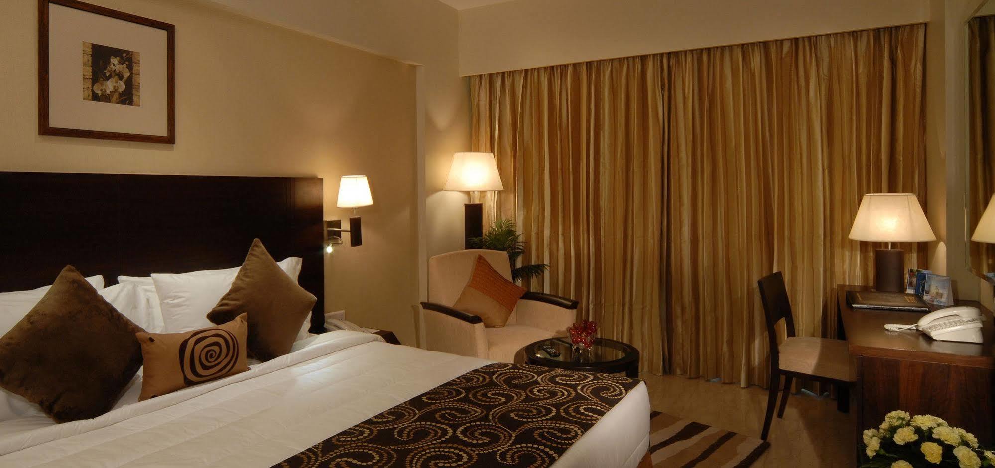 Fortune Select Exotica, Navi Mumbai - Member Itc Hotels' Group Exterior foto